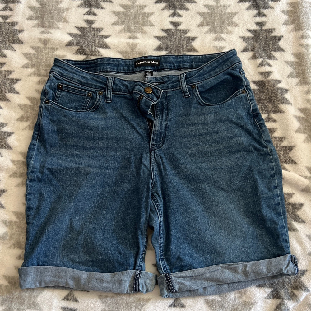 Women's DKNY JEANS Blue Jean Shorts Plus Size 14